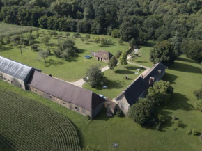 Hotels in Sarlande